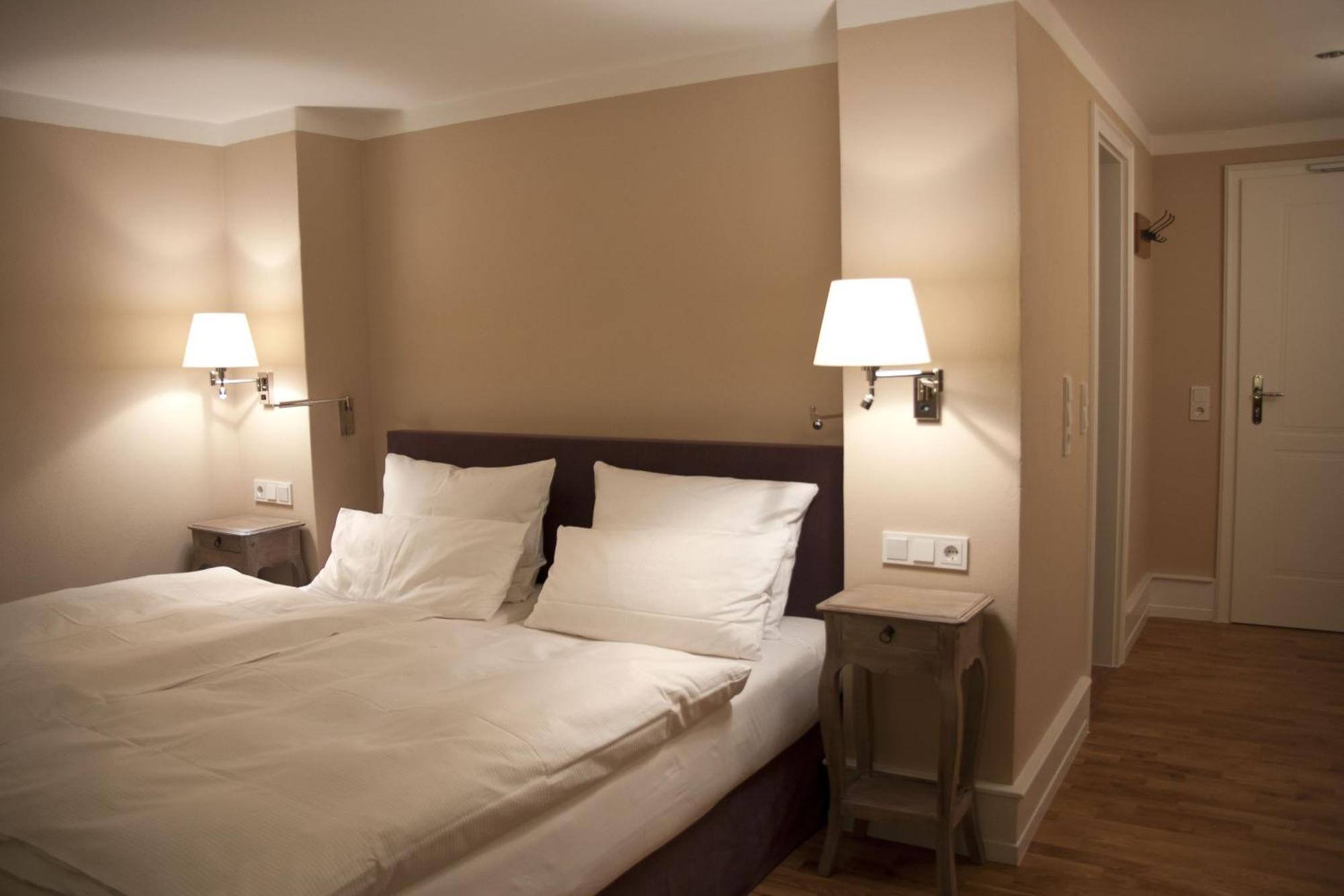 Weinhotel Eltvinum Эльтвилле Экстерьер фото
